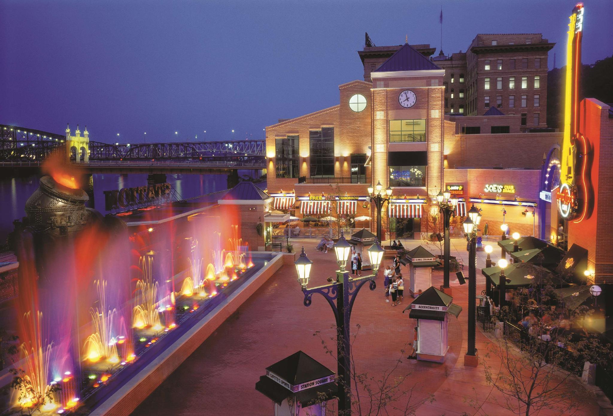 Nơi tham quan gần đây