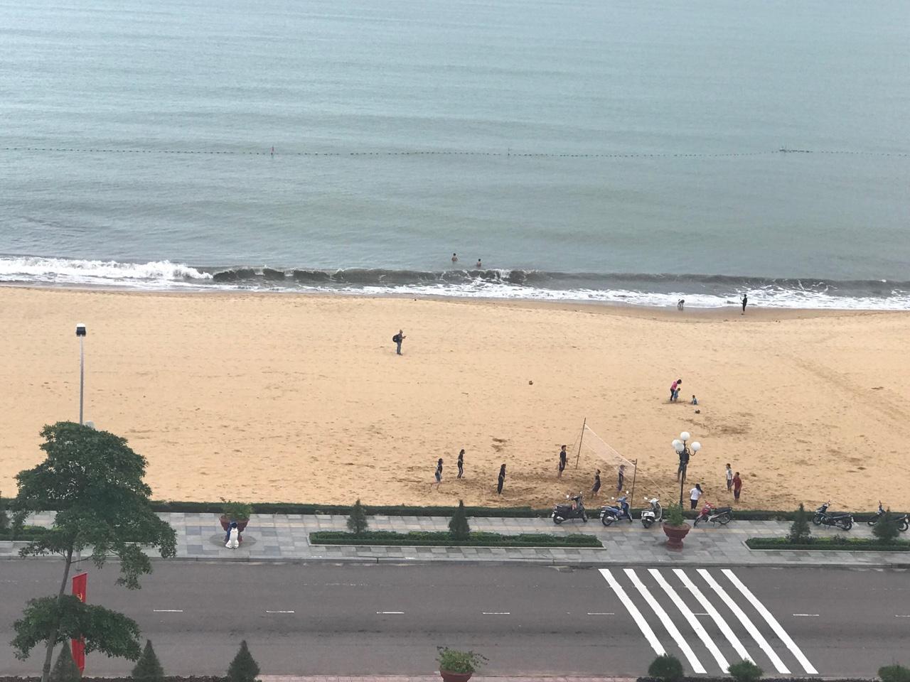 Khu vực xung quanh