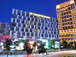 Ngoại cảnh khách sạn