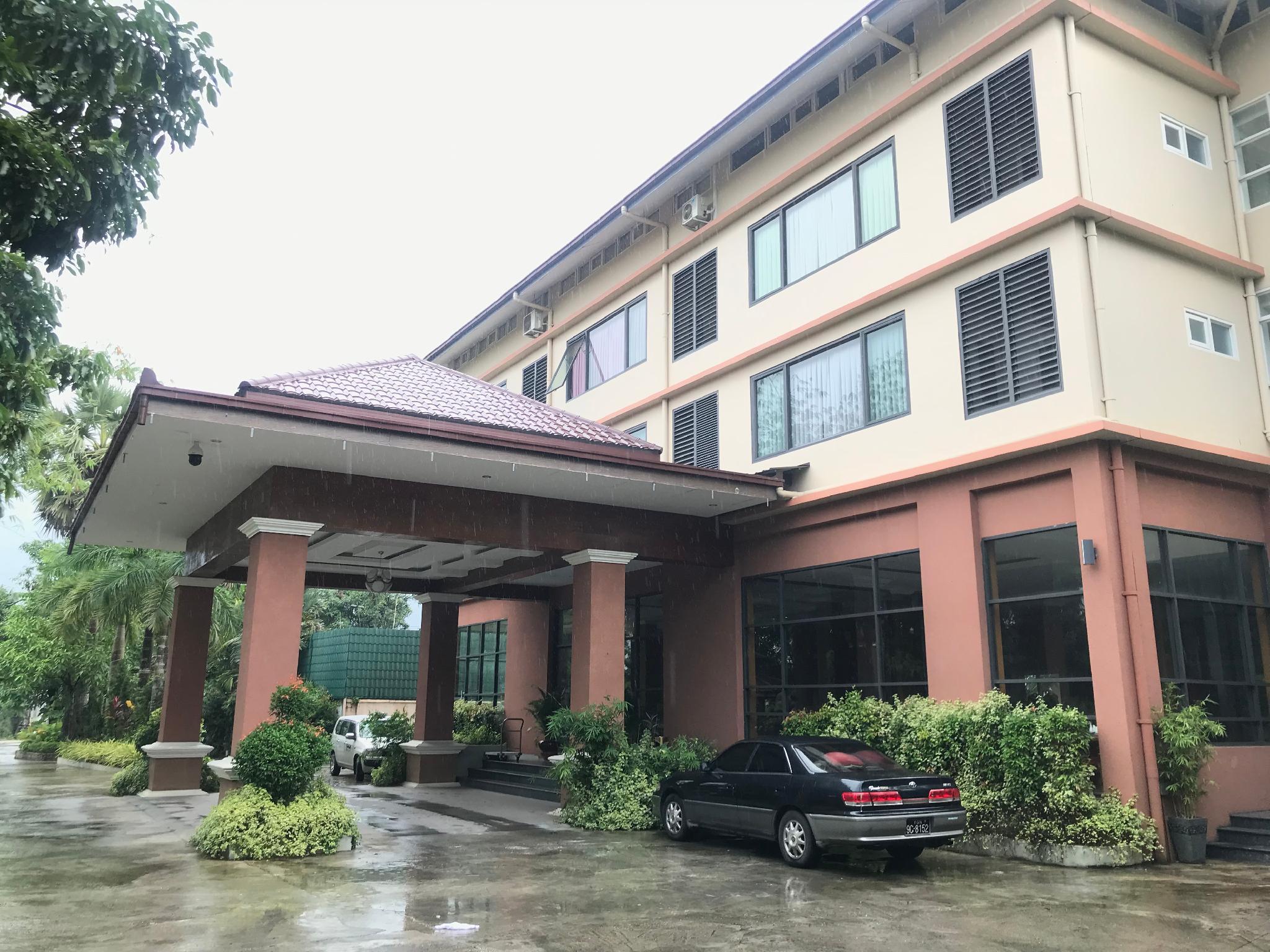 Ngoại cảnh khách sạn