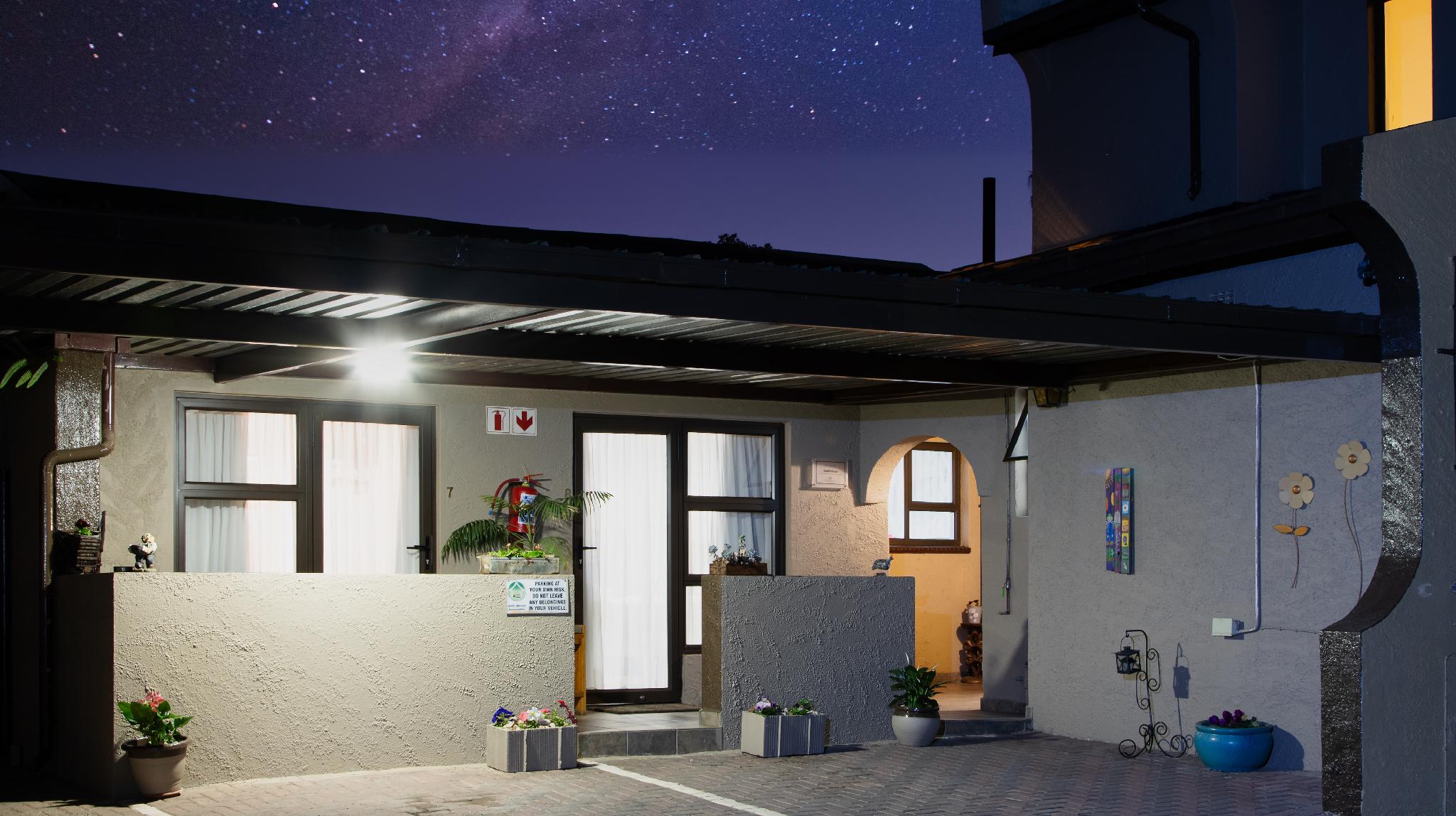 Ngoại cảnh khách sạn