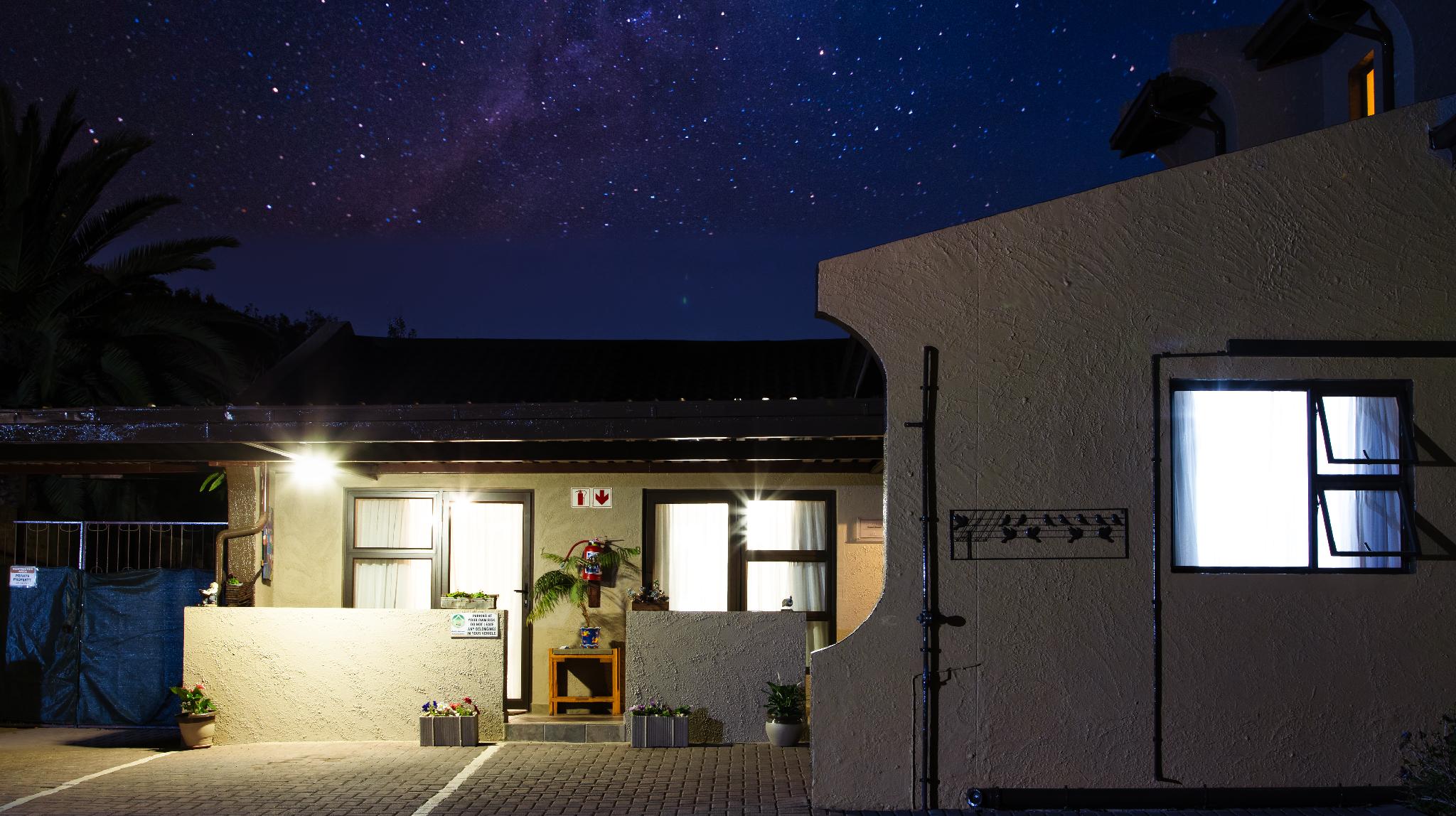 Ngoại cảnh khách sạn