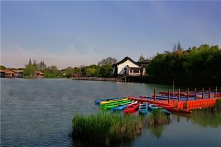 Khu vực xung quanh