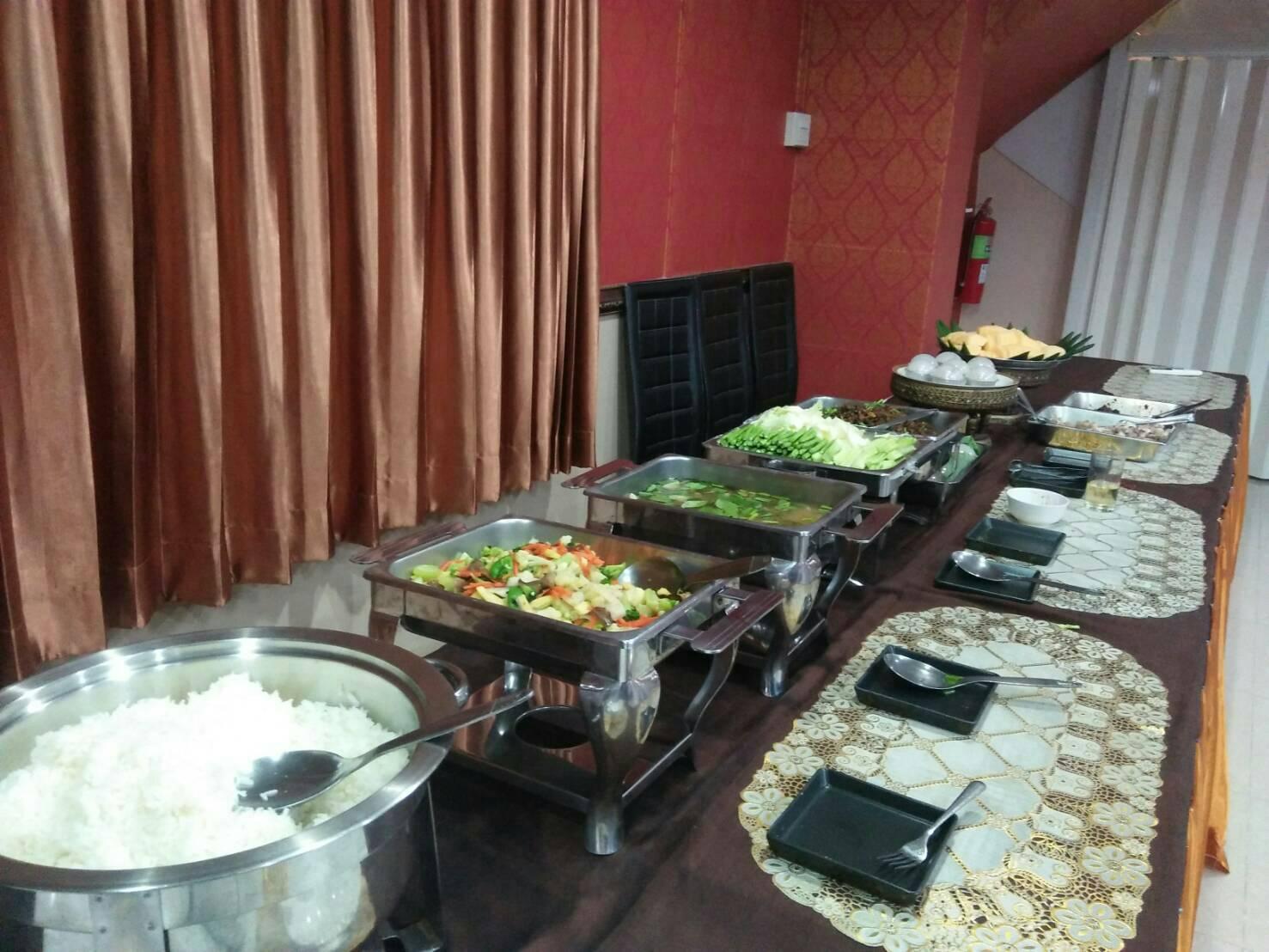 Quầy buffet