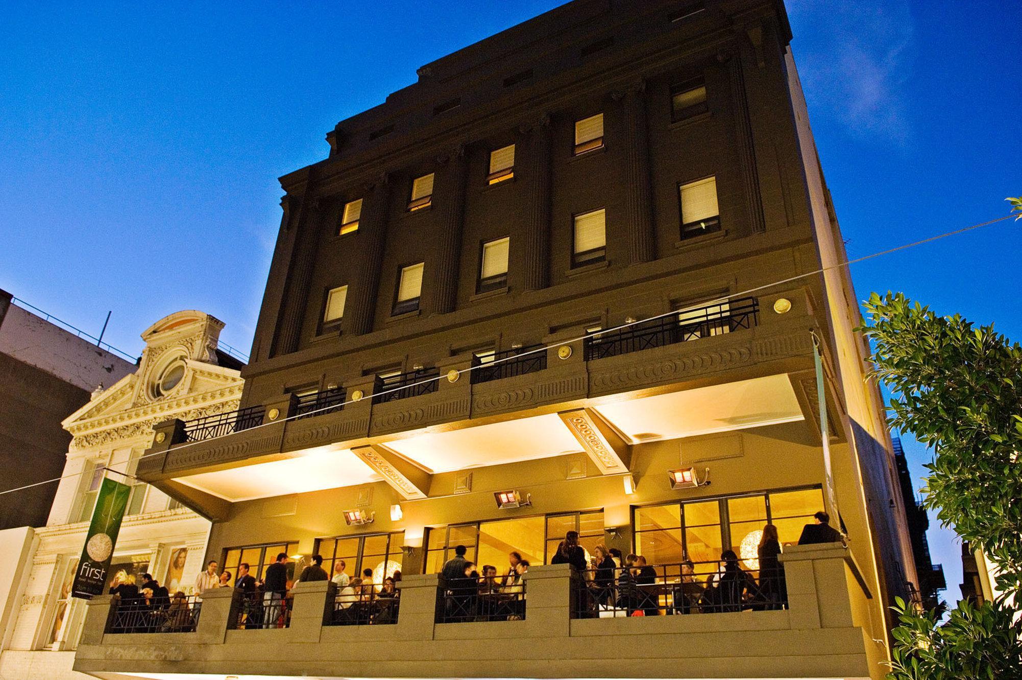 Ngoại cảnh khách sạn