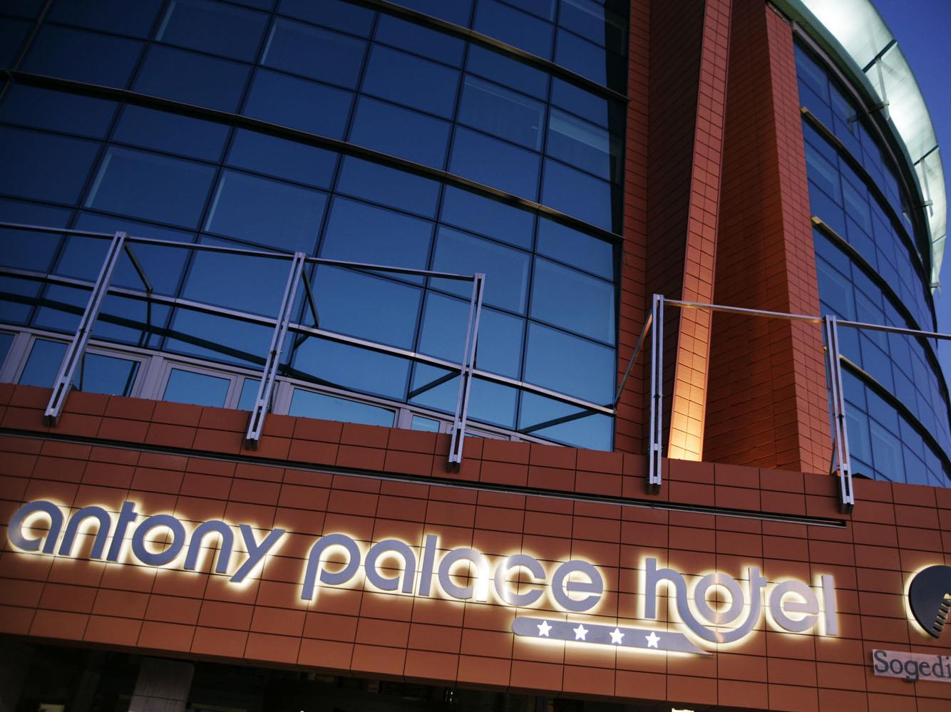 Ngoại cảnh khách sạn