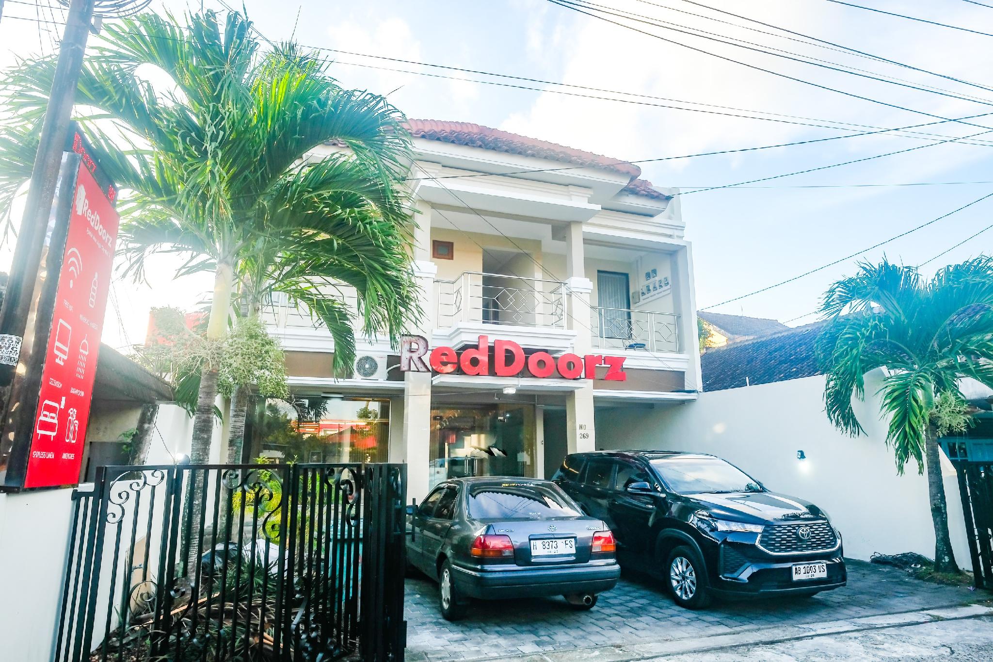 Ngoại cảnh khách sạn