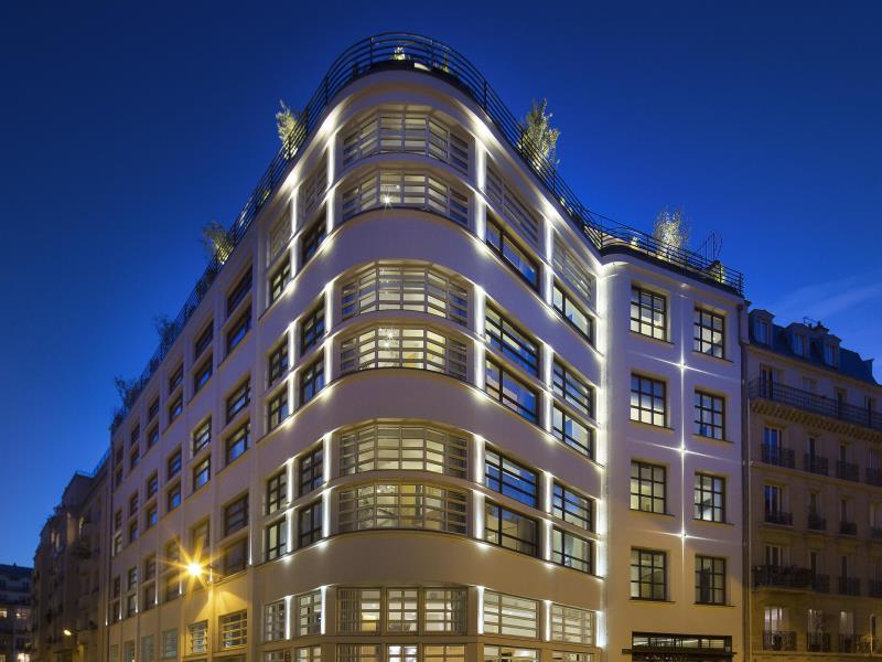 Ngoại cảnh khách sạn