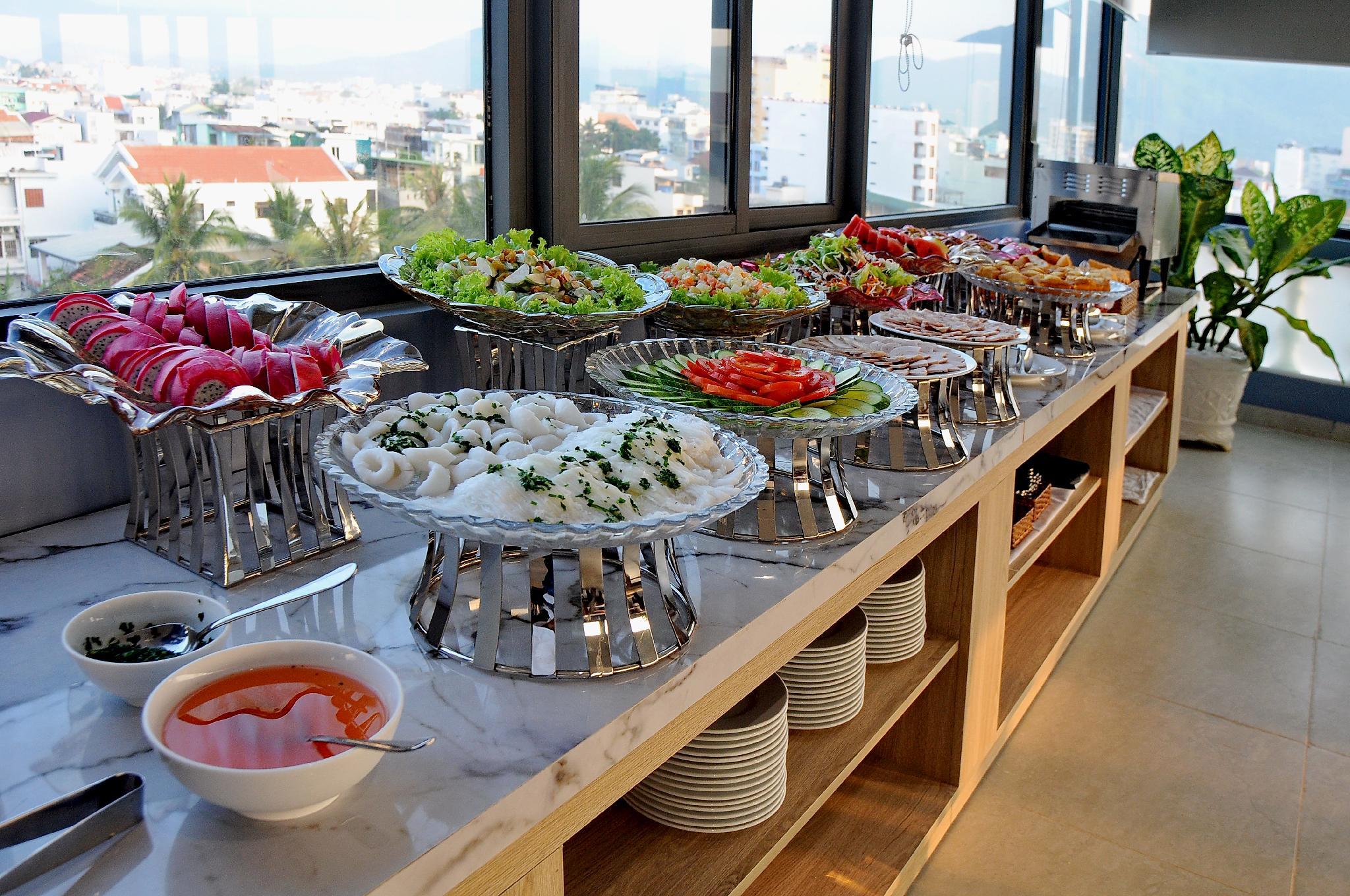 Đồ ăn và thức uống