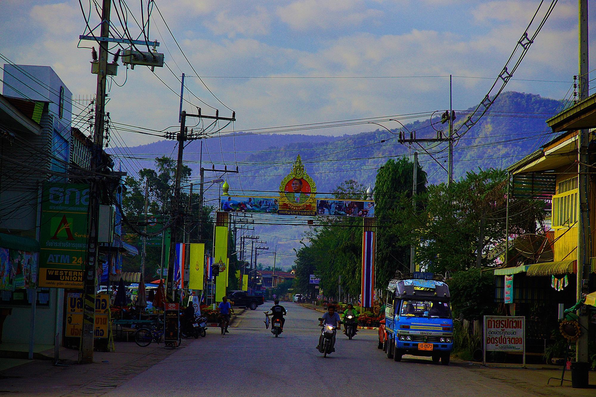 Khu vực xung quanh