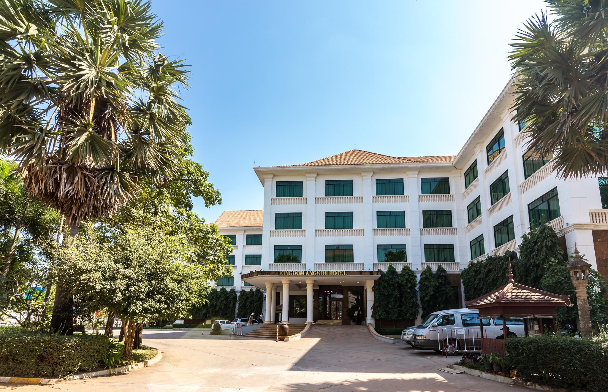 Khu vực xung quanh