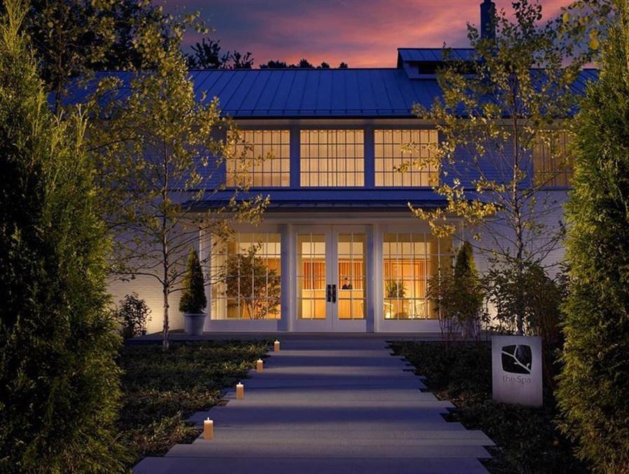 Ngoại cảnh khách sạn