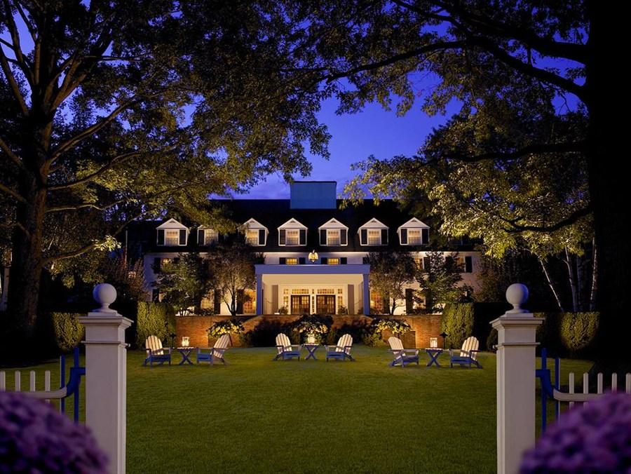 Ngoại cảnh khách sạn