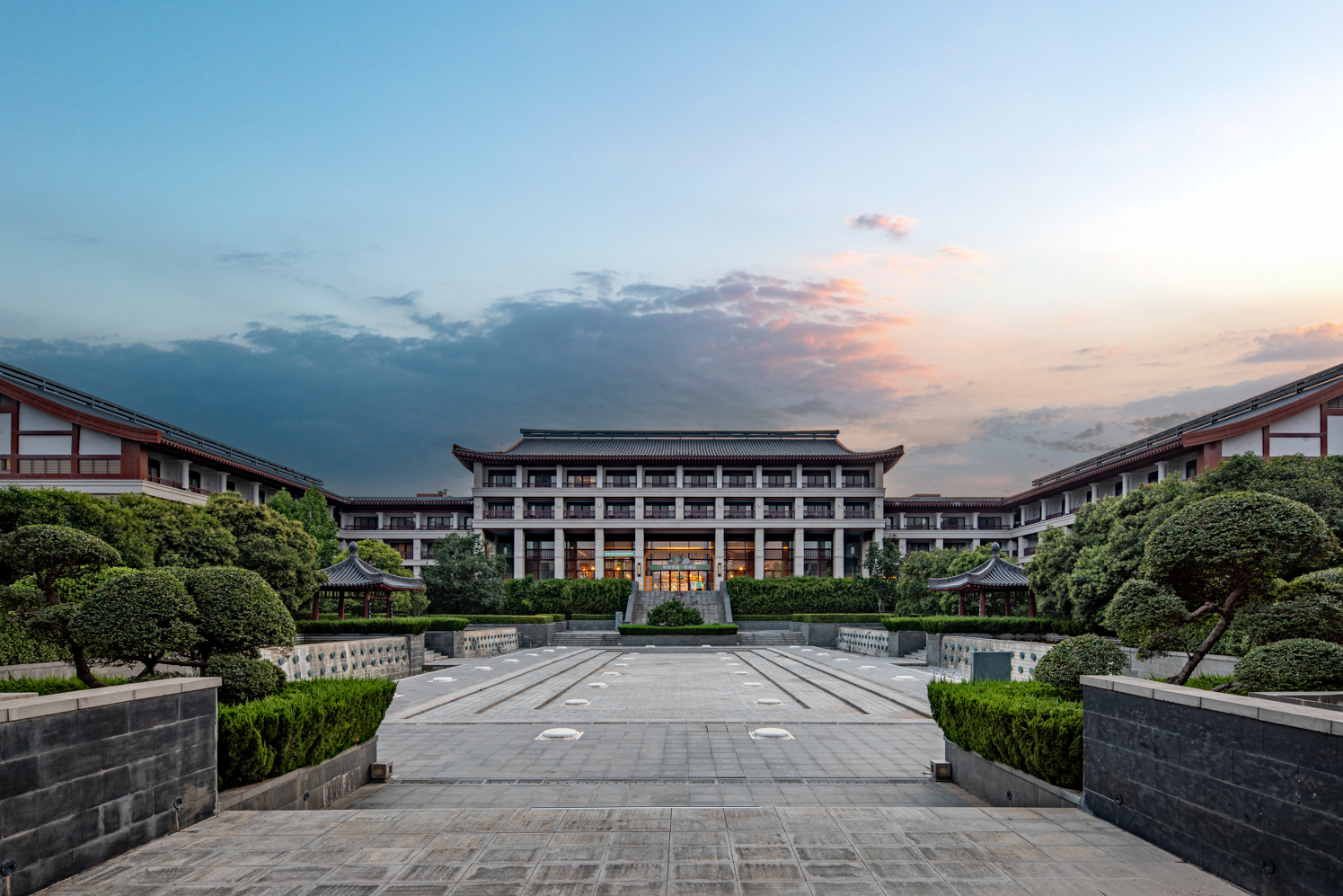 Ngoại cảnh khách sạn