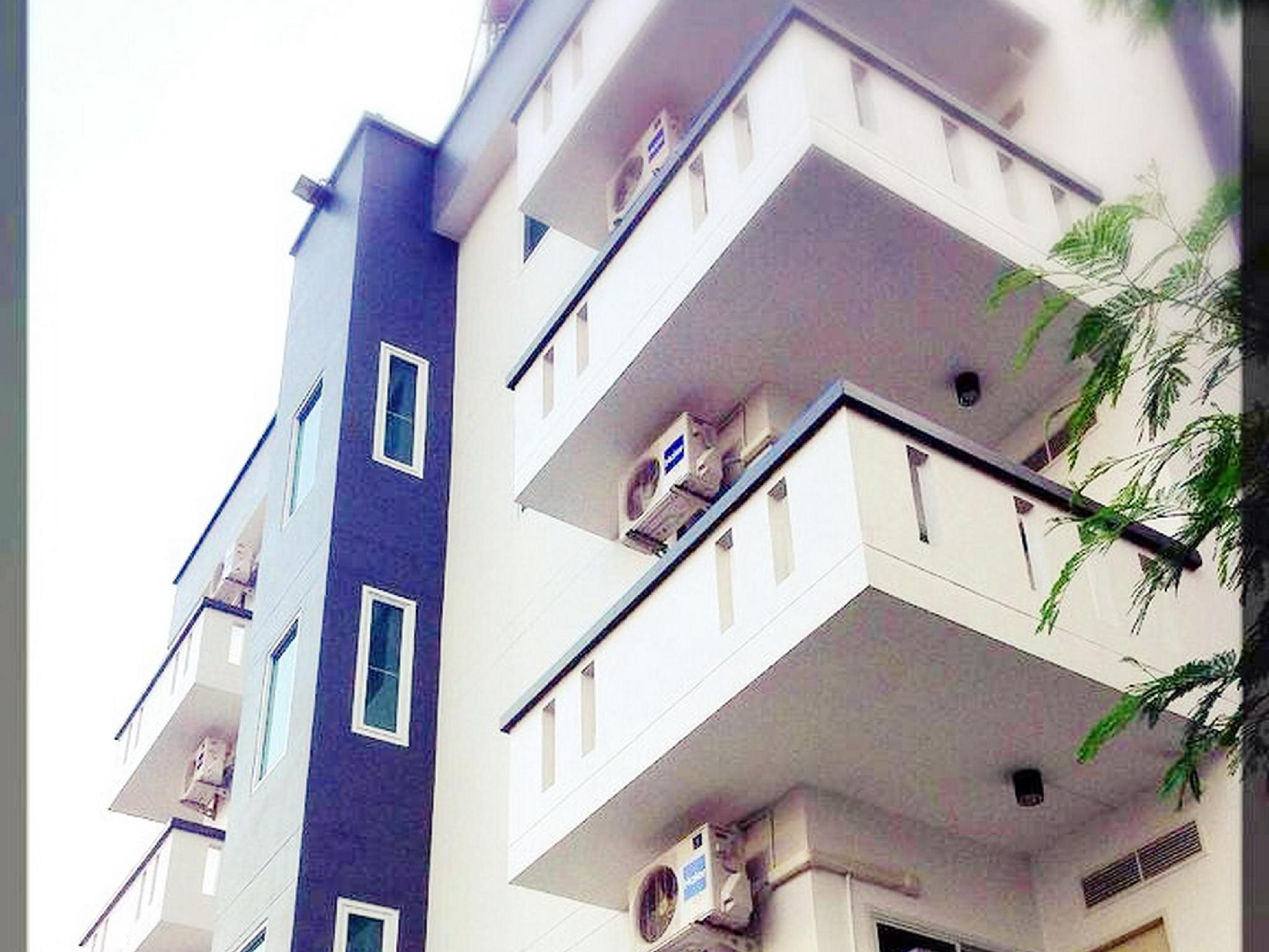 Khu vực xung quanh