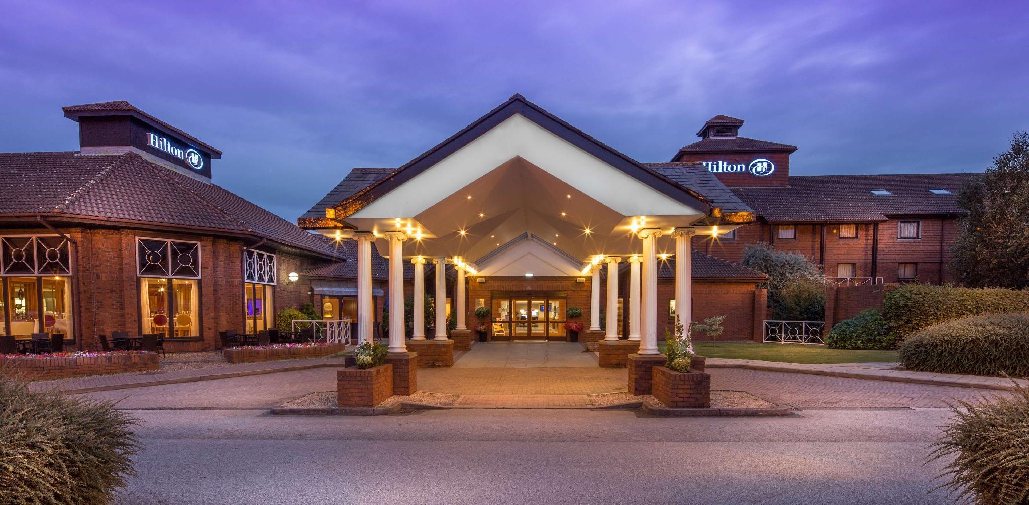 Ngoại cảnh khách sạn