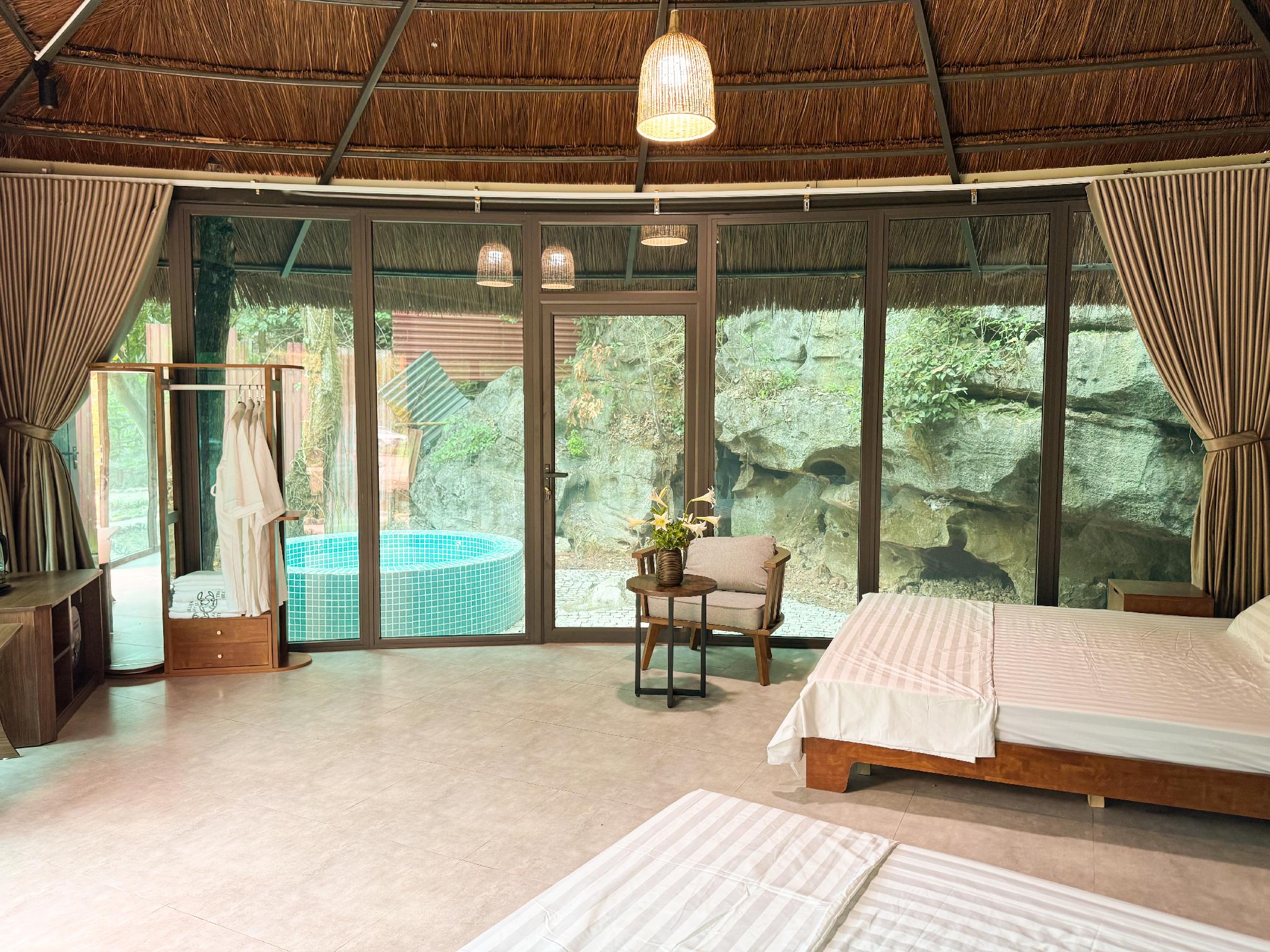 Tiện nghi (Suối nước nóng)