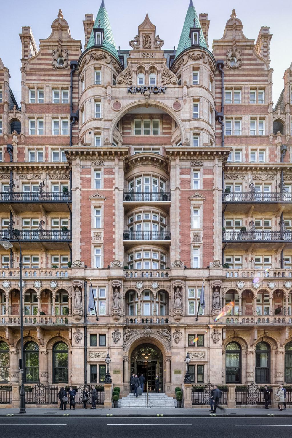 Ngoại cảnh khách sạn