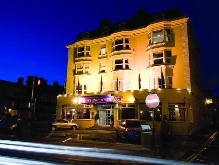 Ngoại cảnh khách sạn