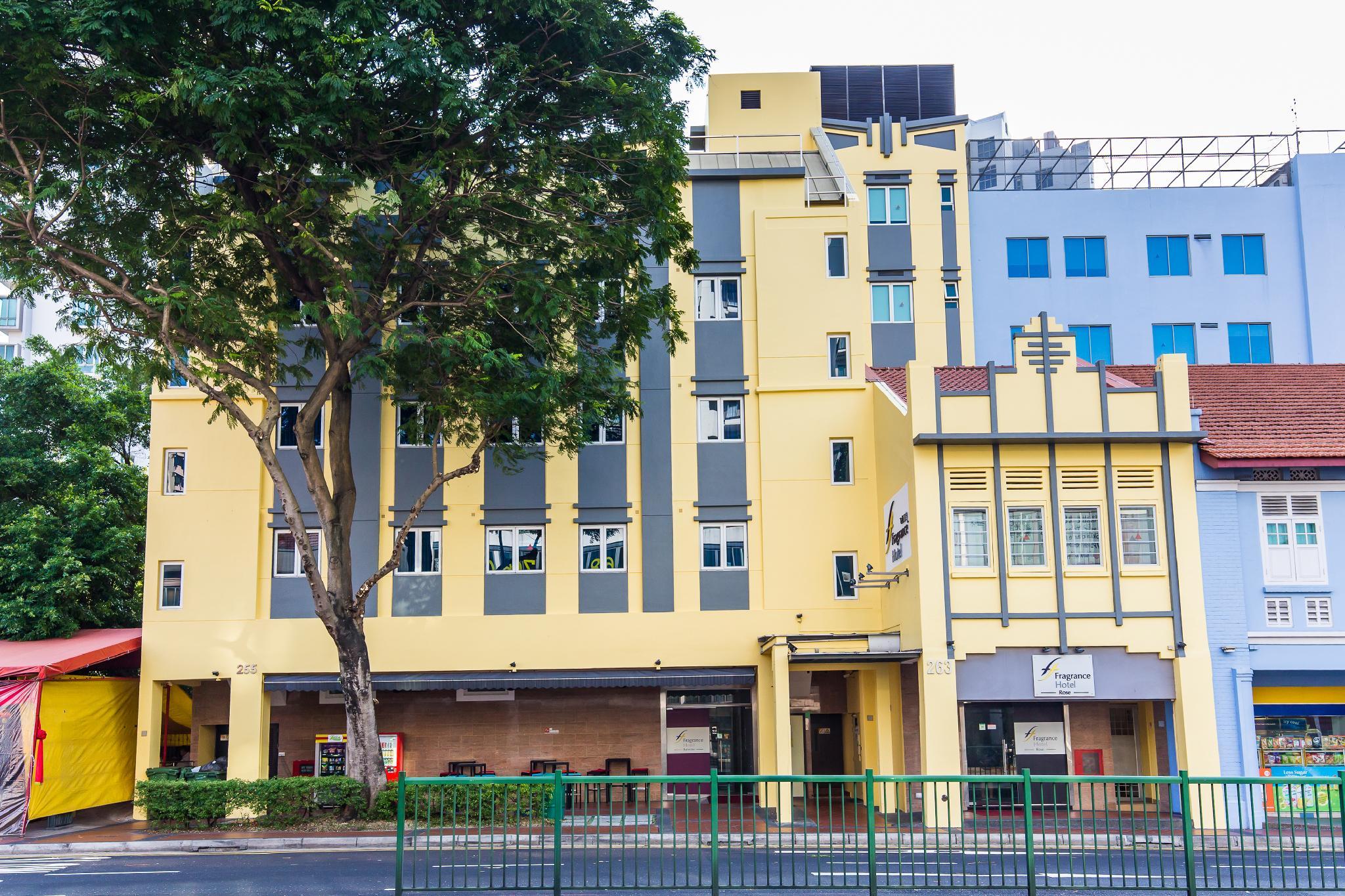 Ngoại cảnh khách sạn