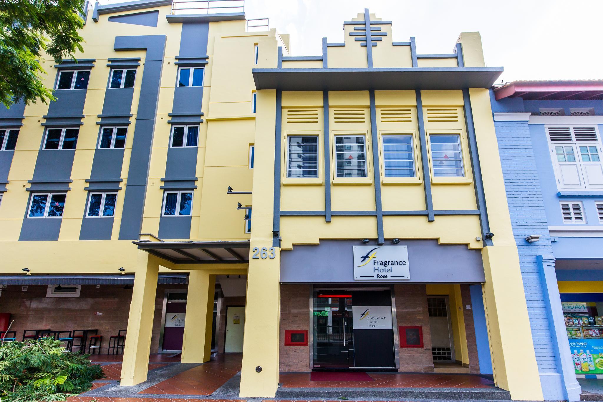 Ngoại cảnh khách sạn