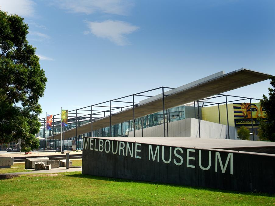 Khu vực xung quanh