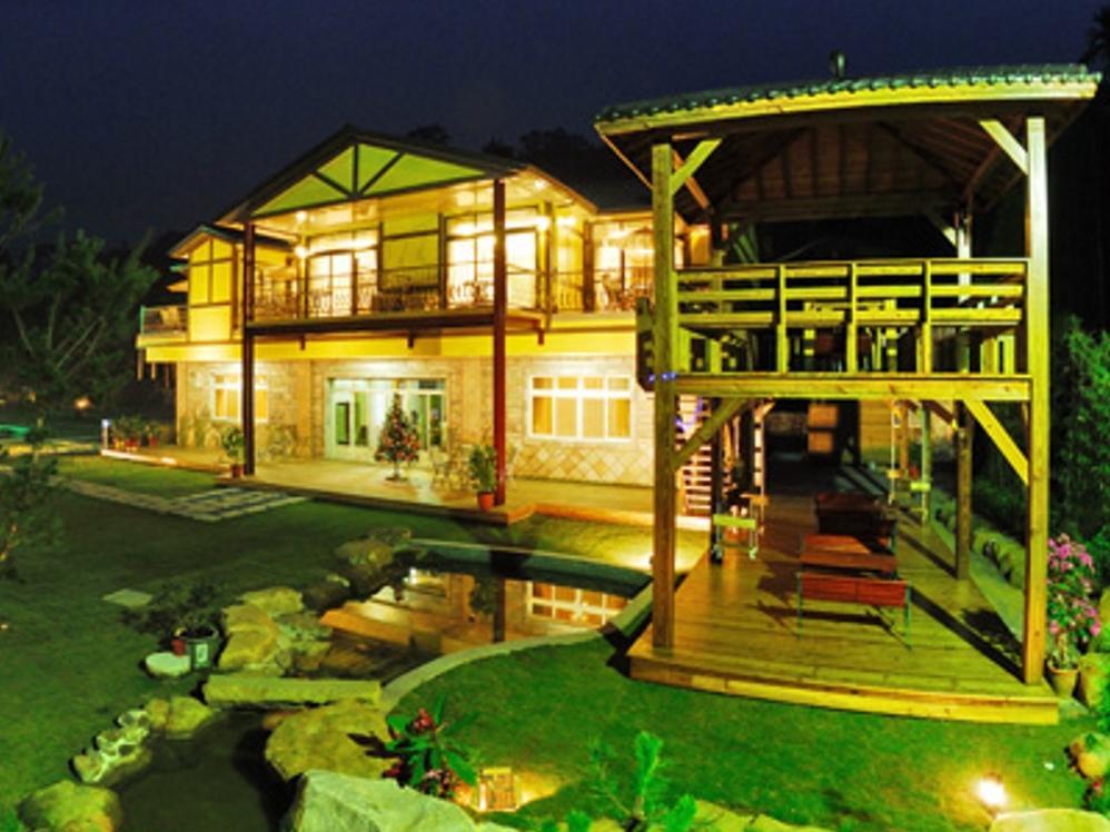 Ngoại cảnh khách sạn