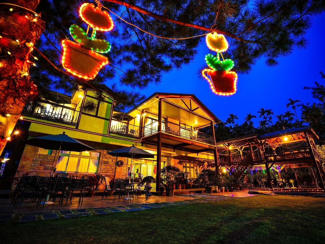 Ngoại cảnh khách sạn