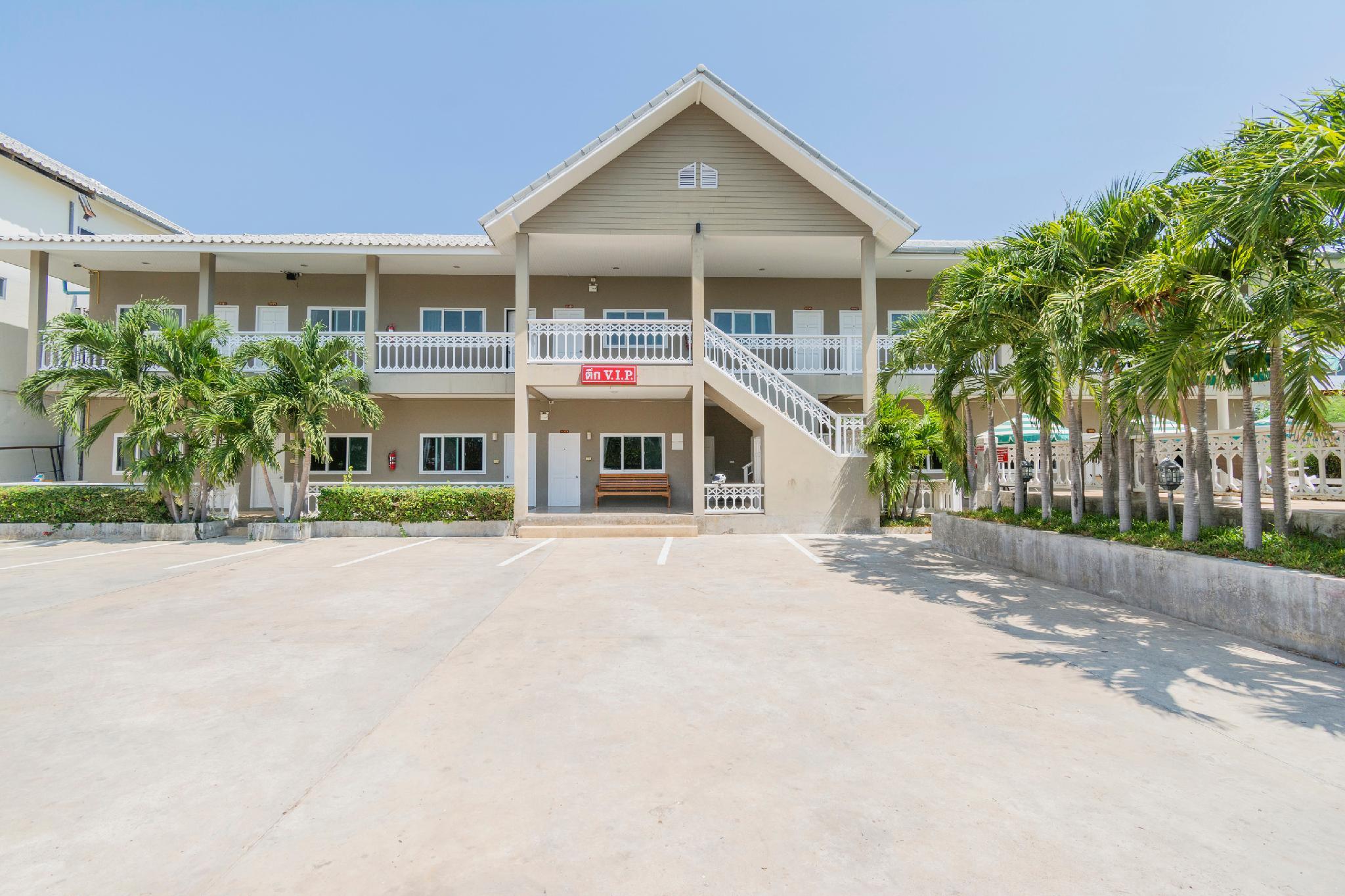 Ngoại cảnh khách sạn