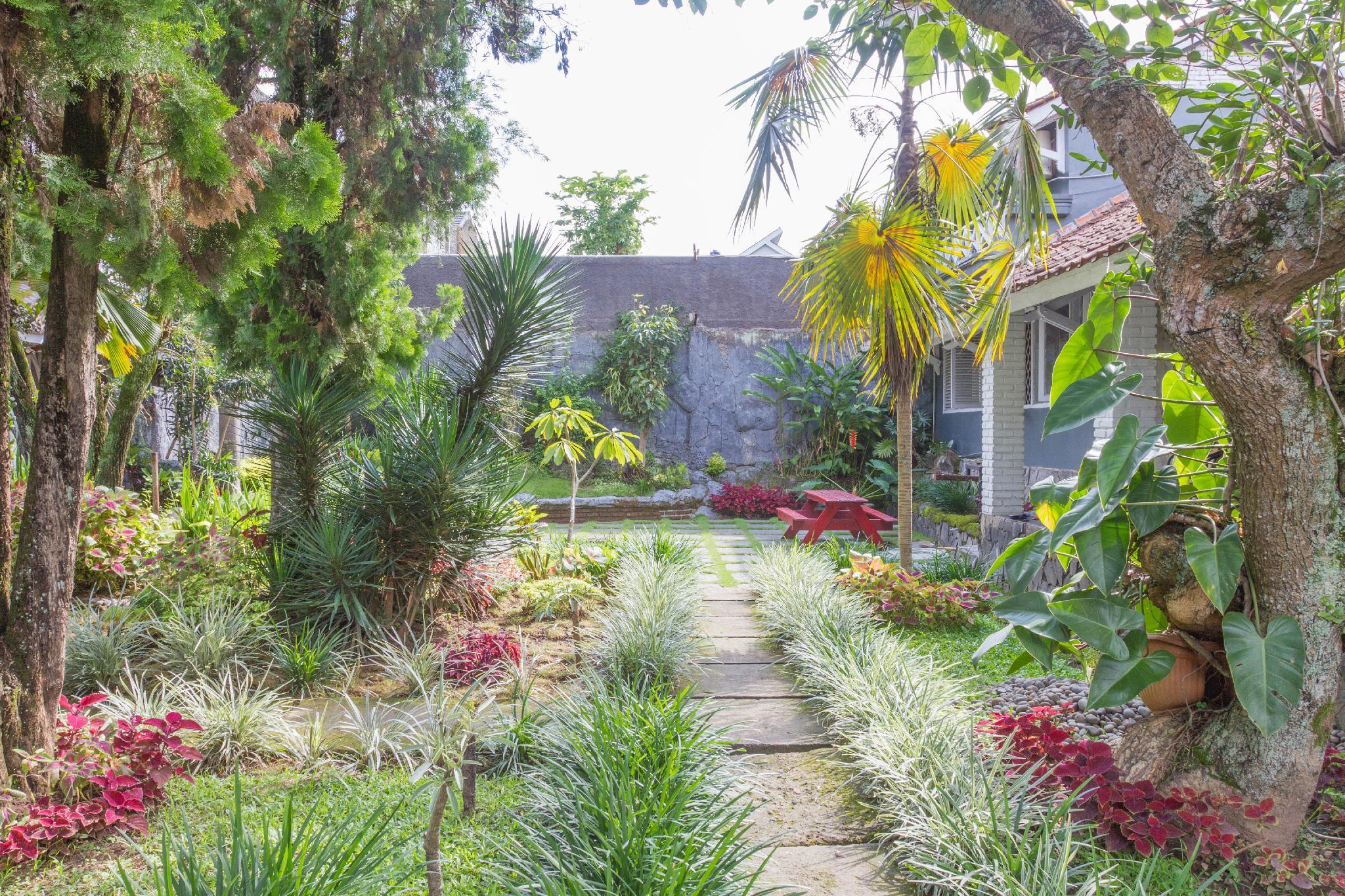 Ngoại cảnh khách sạn