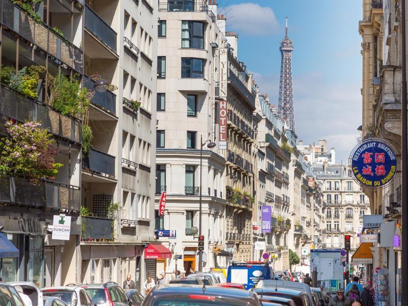 Ngoại cảnh khách sạn