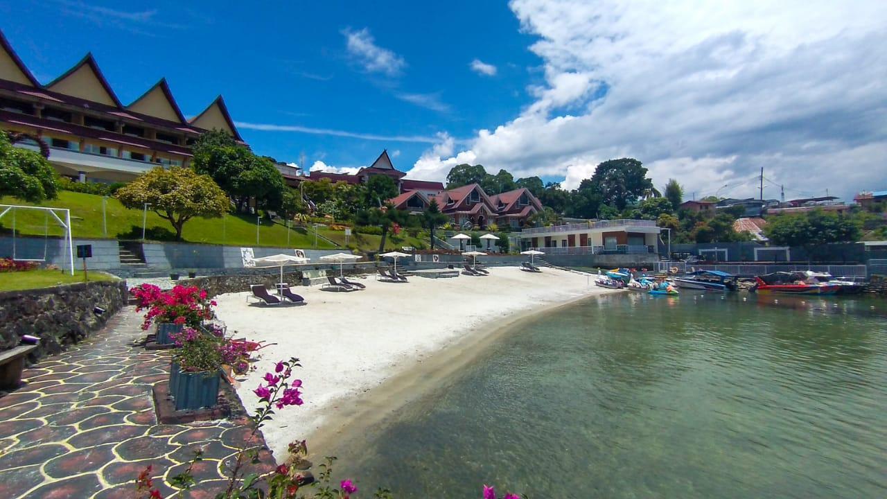 Ngoại cảnh khách sạn