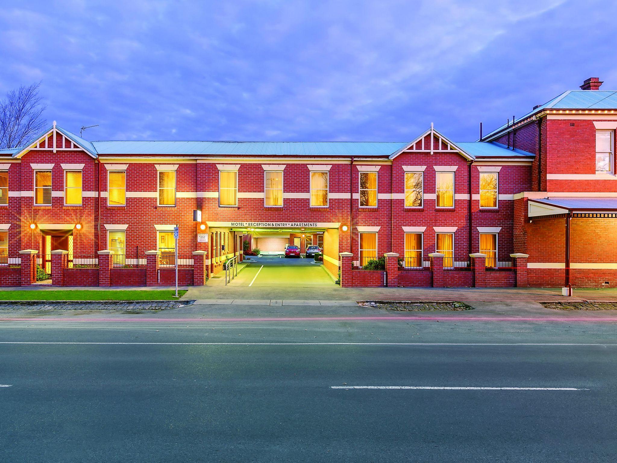 Ngoại cảnh khách sạn