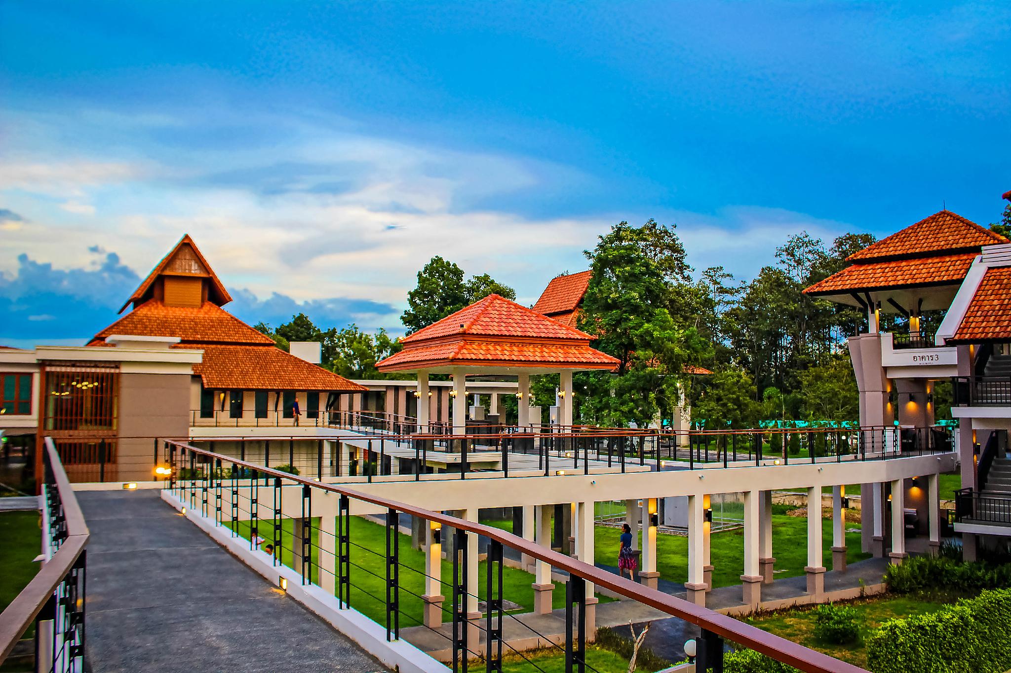 Ngoại cảnh khách sạn