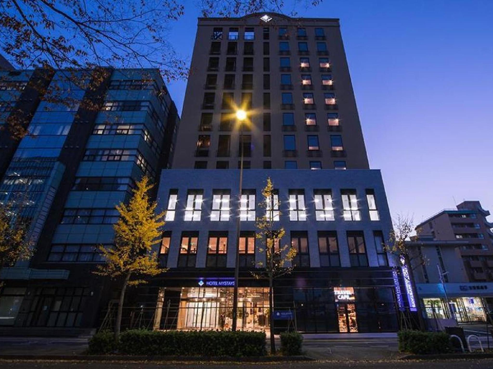 Ngoại cảnh khách sạn