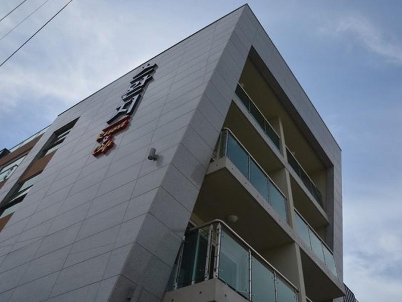 Ngoại cảnh khách sạn