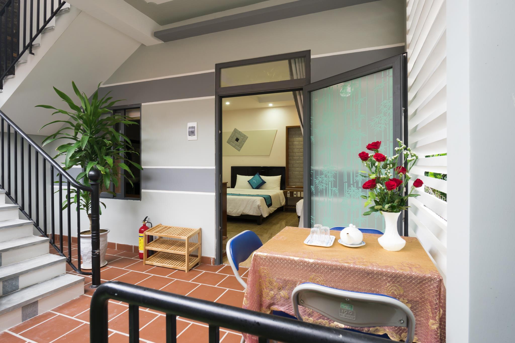 Ban công/sân hiên