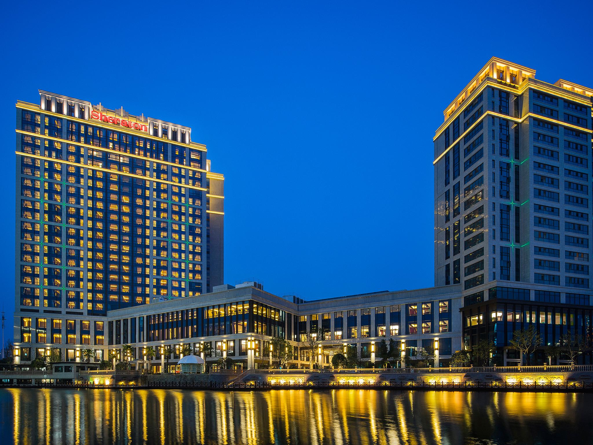 Ngoại cảnh khách sạn