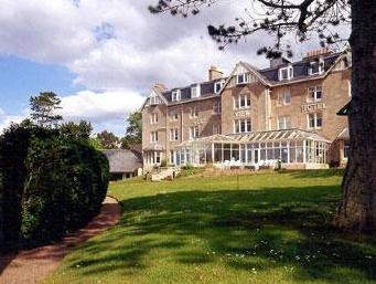 Ngoại cảnh khách sạn