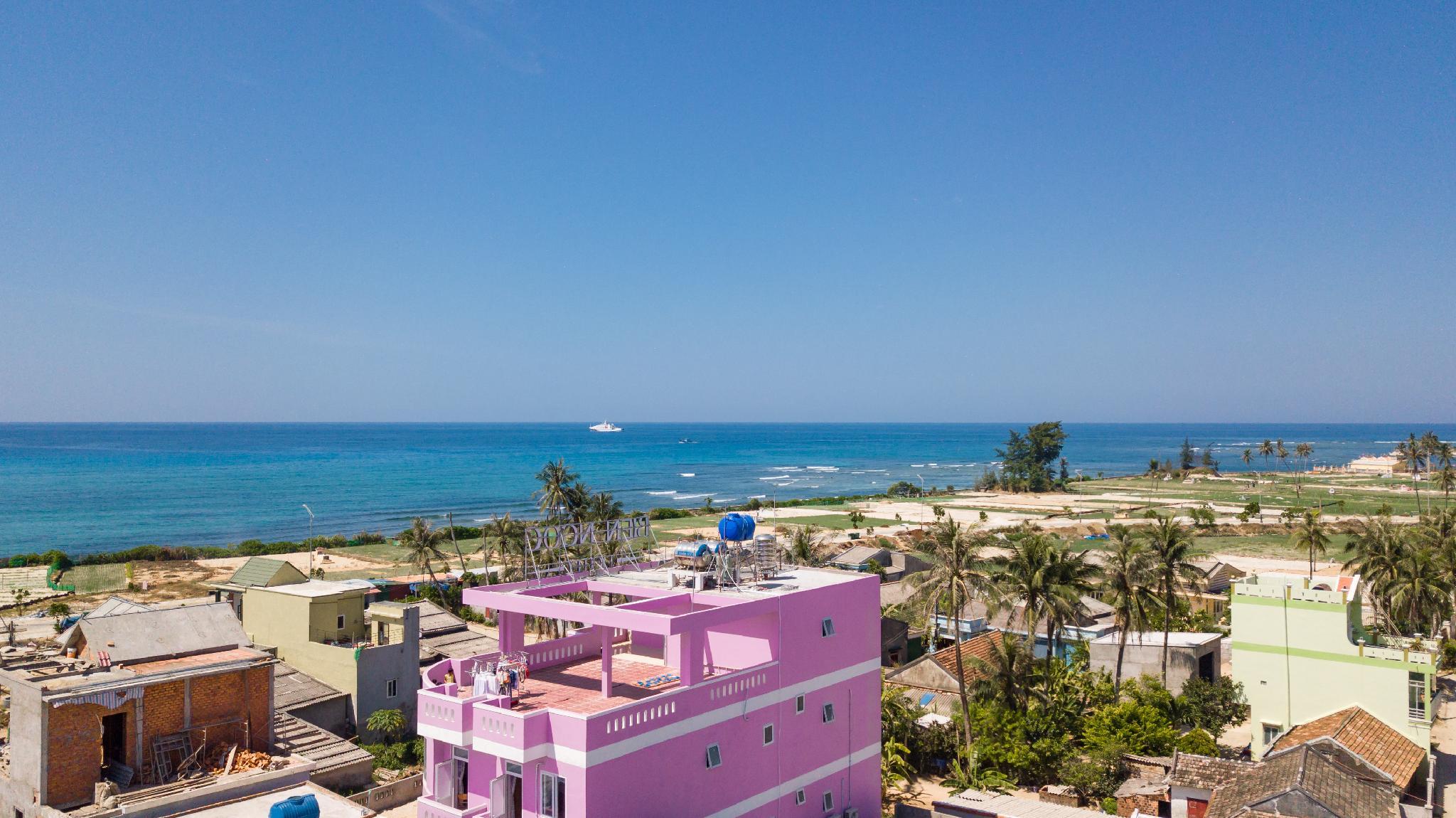 Khu vực xung quanh