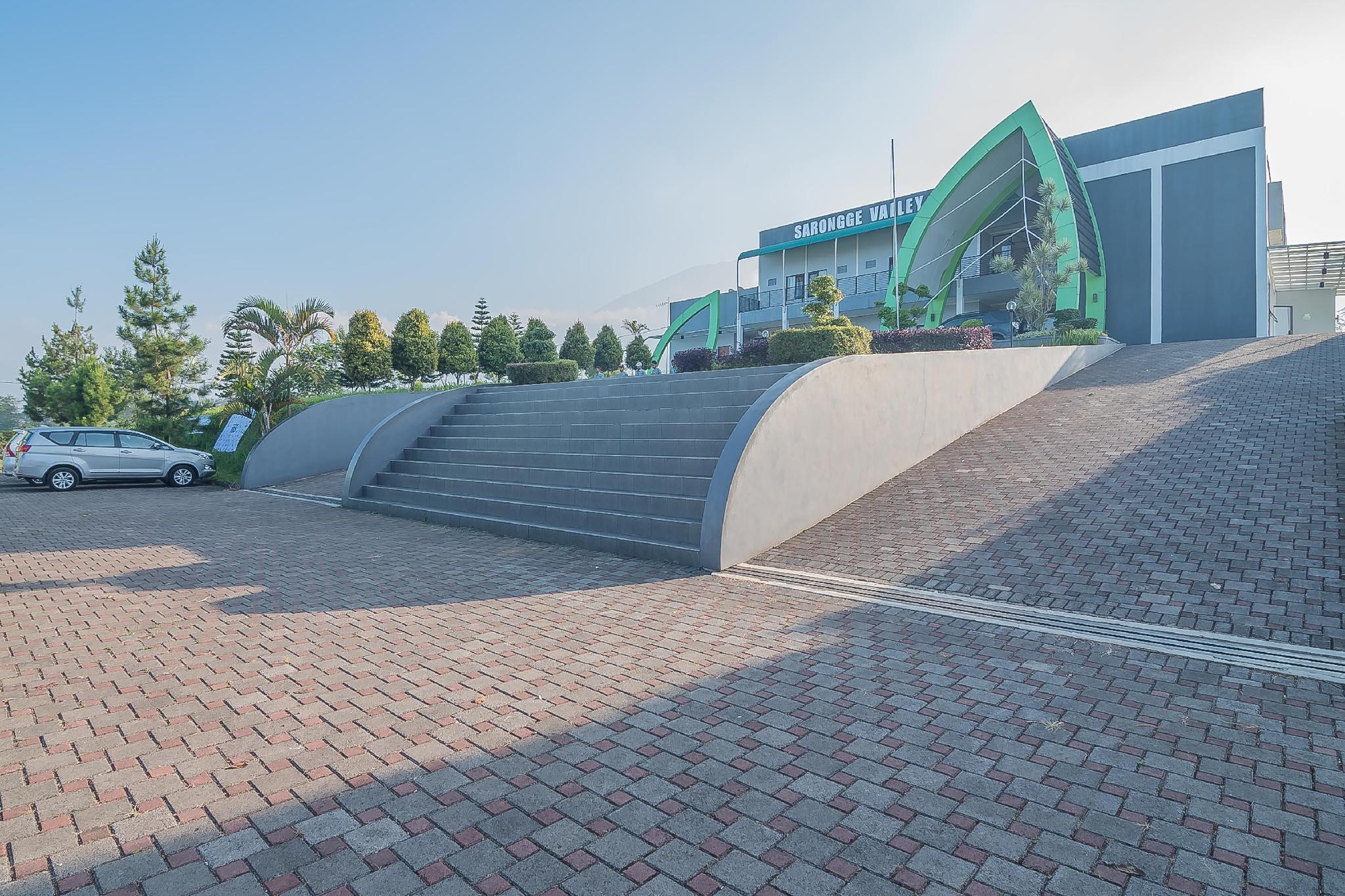 Ngoại cảnh khách sạn