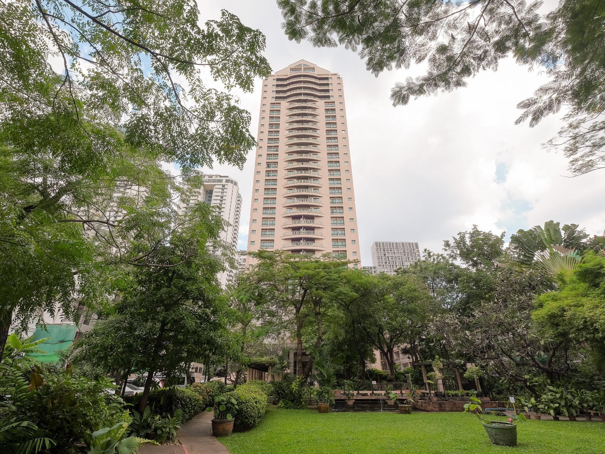 Ngoại cảnh khách sạn