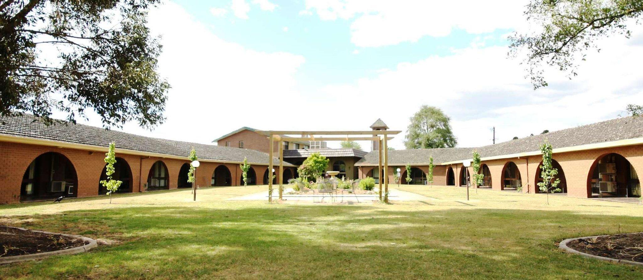 Ngoại cảnh khách sạn