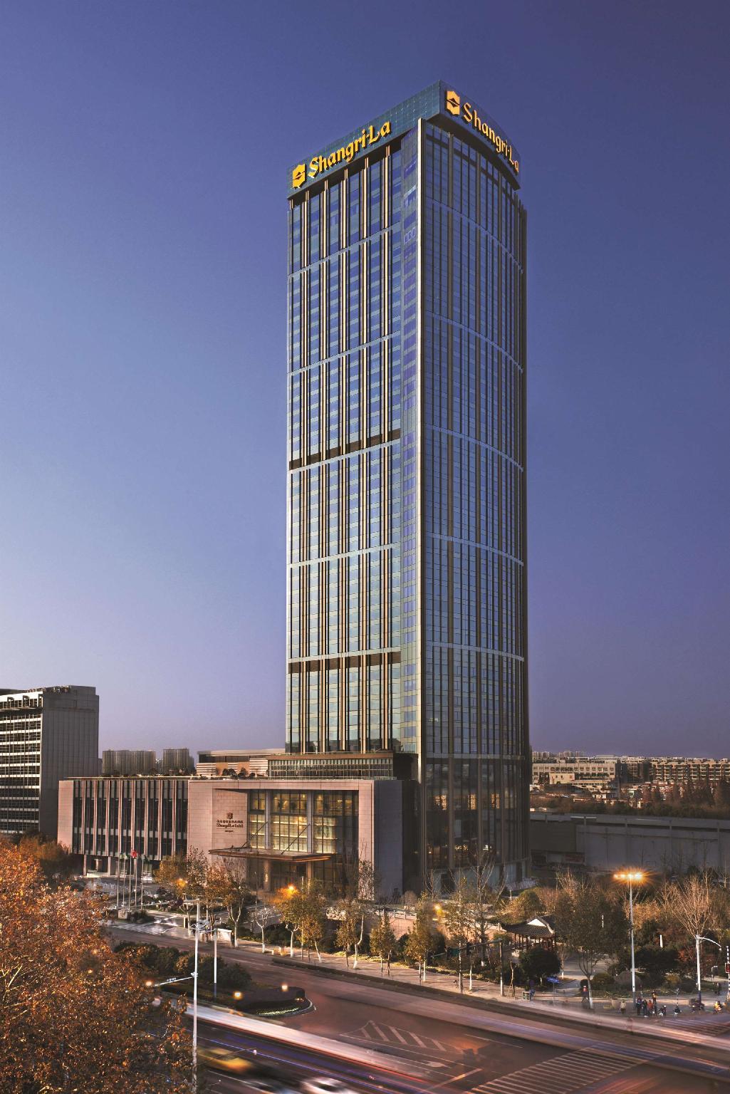 Ngoại cảnh khách sạn