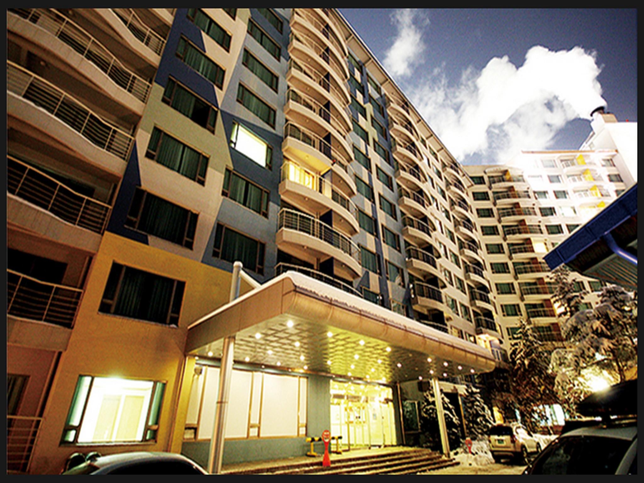 Ngoại cảnh khách sạn