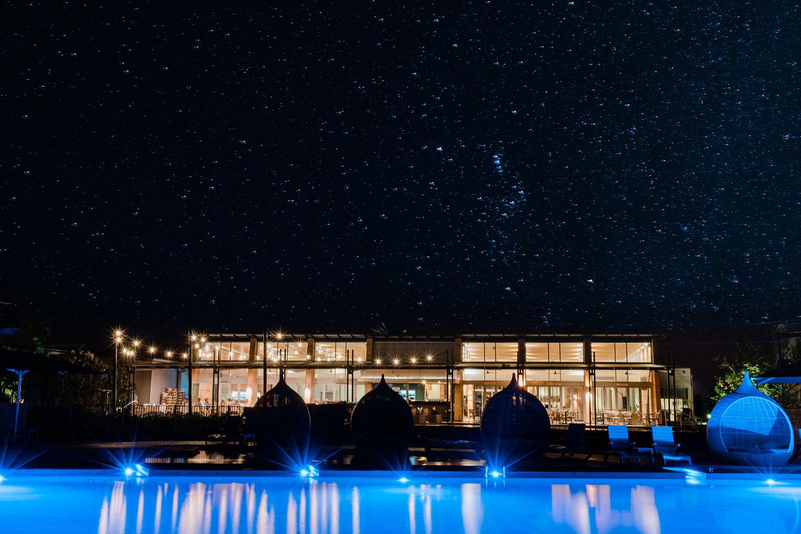 Ngoại cảnh khách sạn