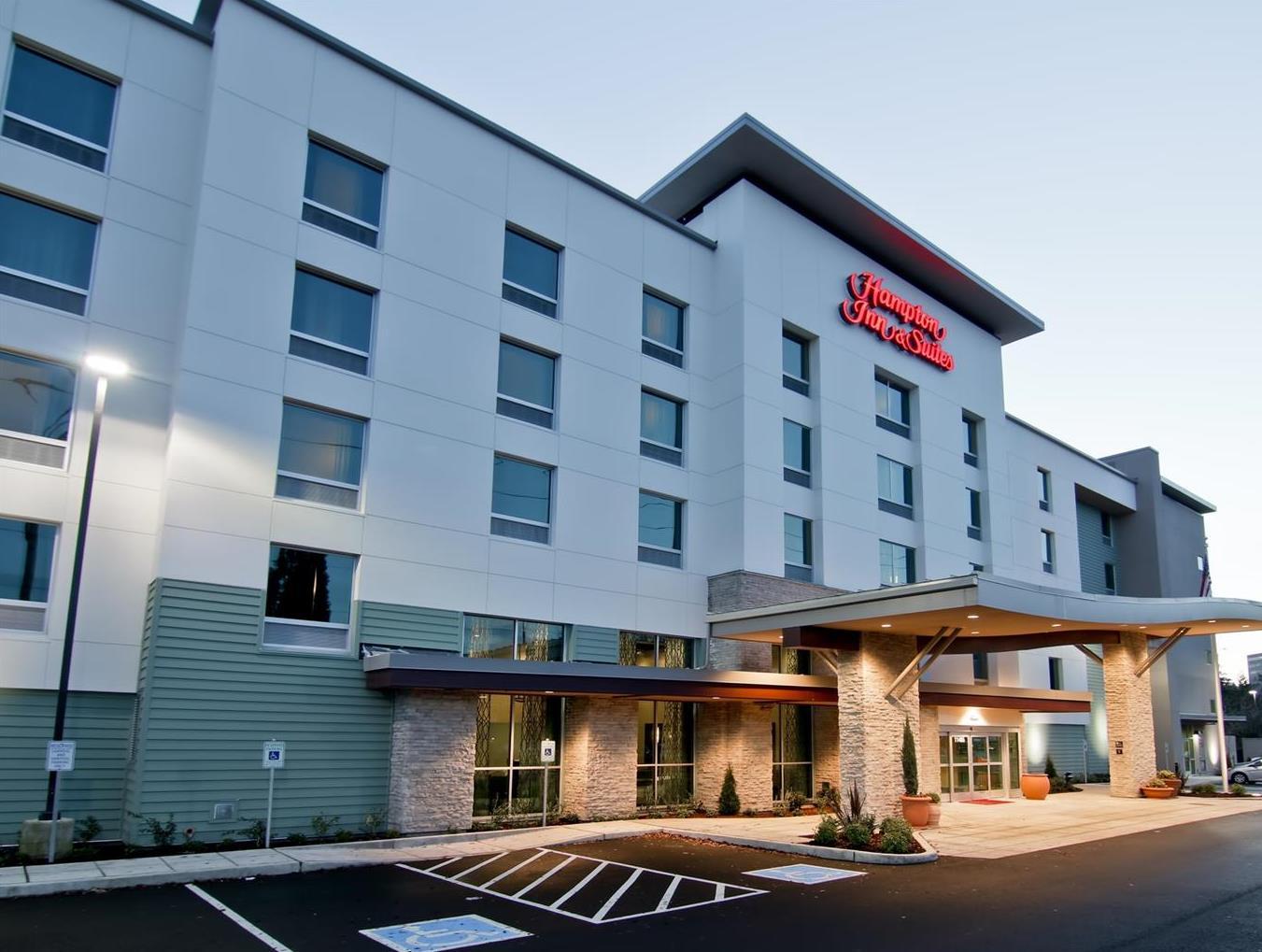 Ngoại cảnh khách sạn