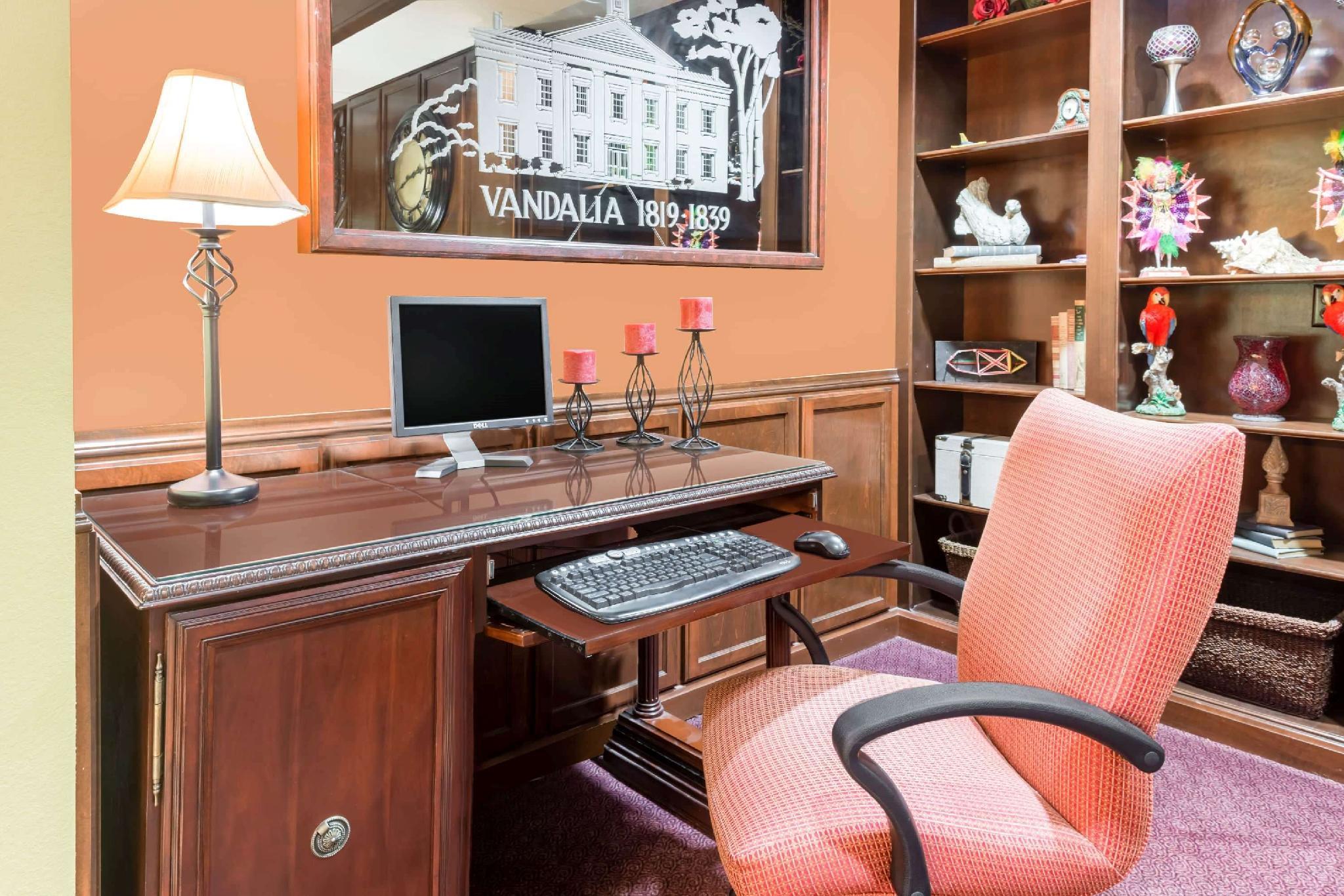 Trung tâm hội nghị