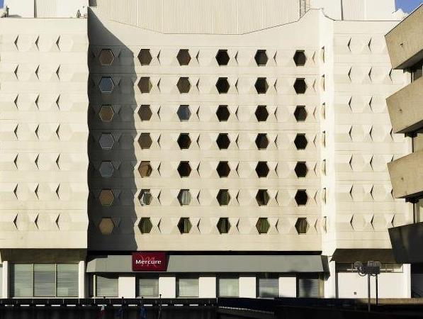 Ngoại cảnh khách sạn