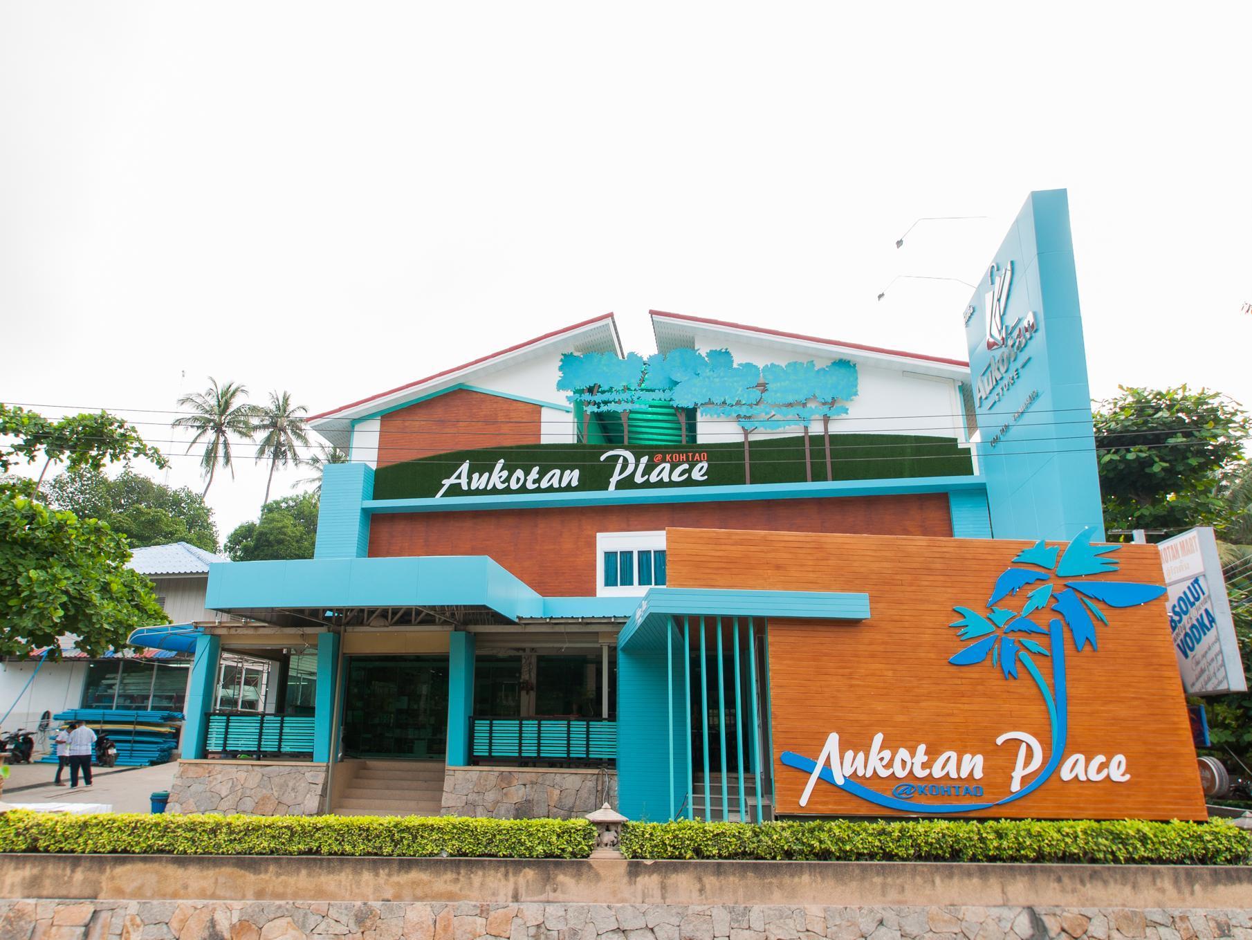 Ngoại cảnh khách sạn